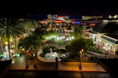 Town Square Las Vegas Image #1 Town Square Las Vegas Image #1